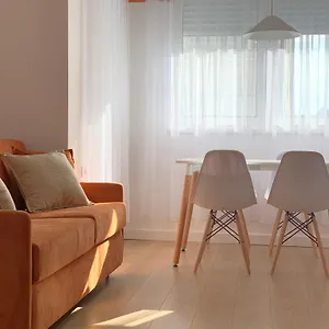 Colorful By The Sea - 1 Min From The Durrës